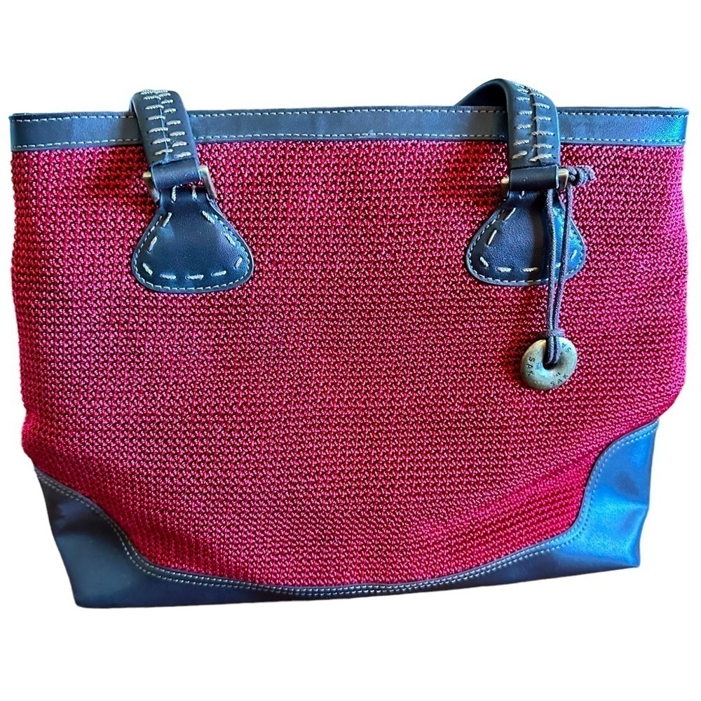 The Sak Garnet Red Crochet Woven Hobo Shoulder Bag Medium - Picture 4 of 5